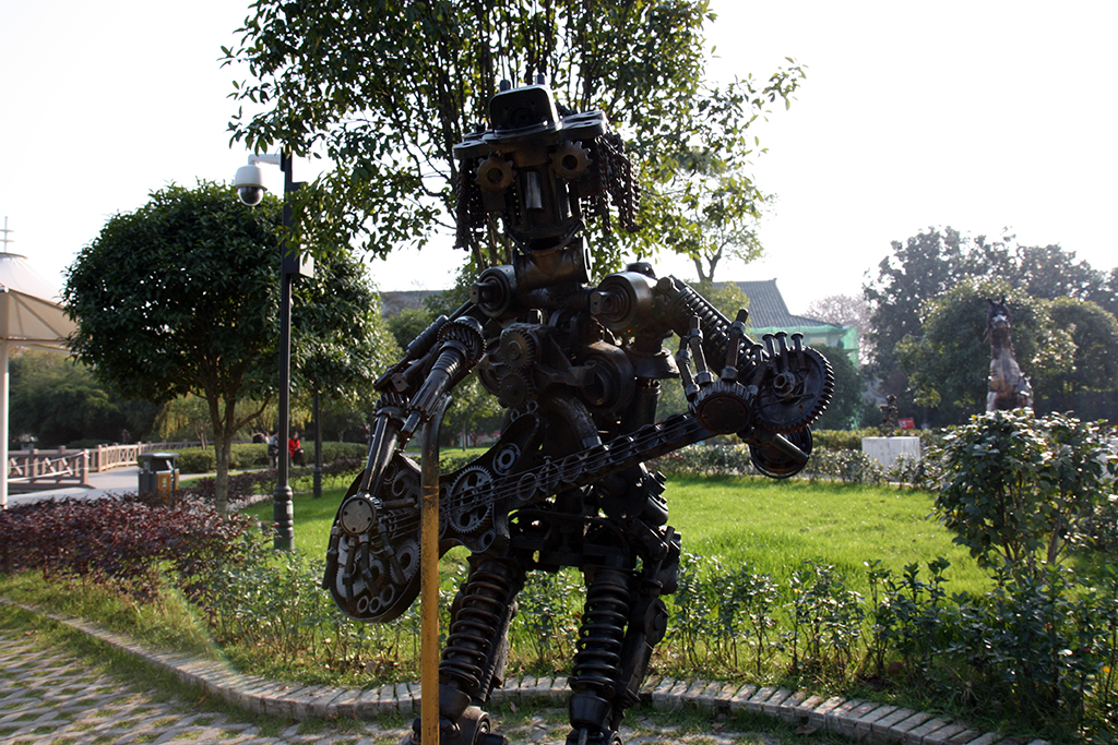 Figure at Juzhou