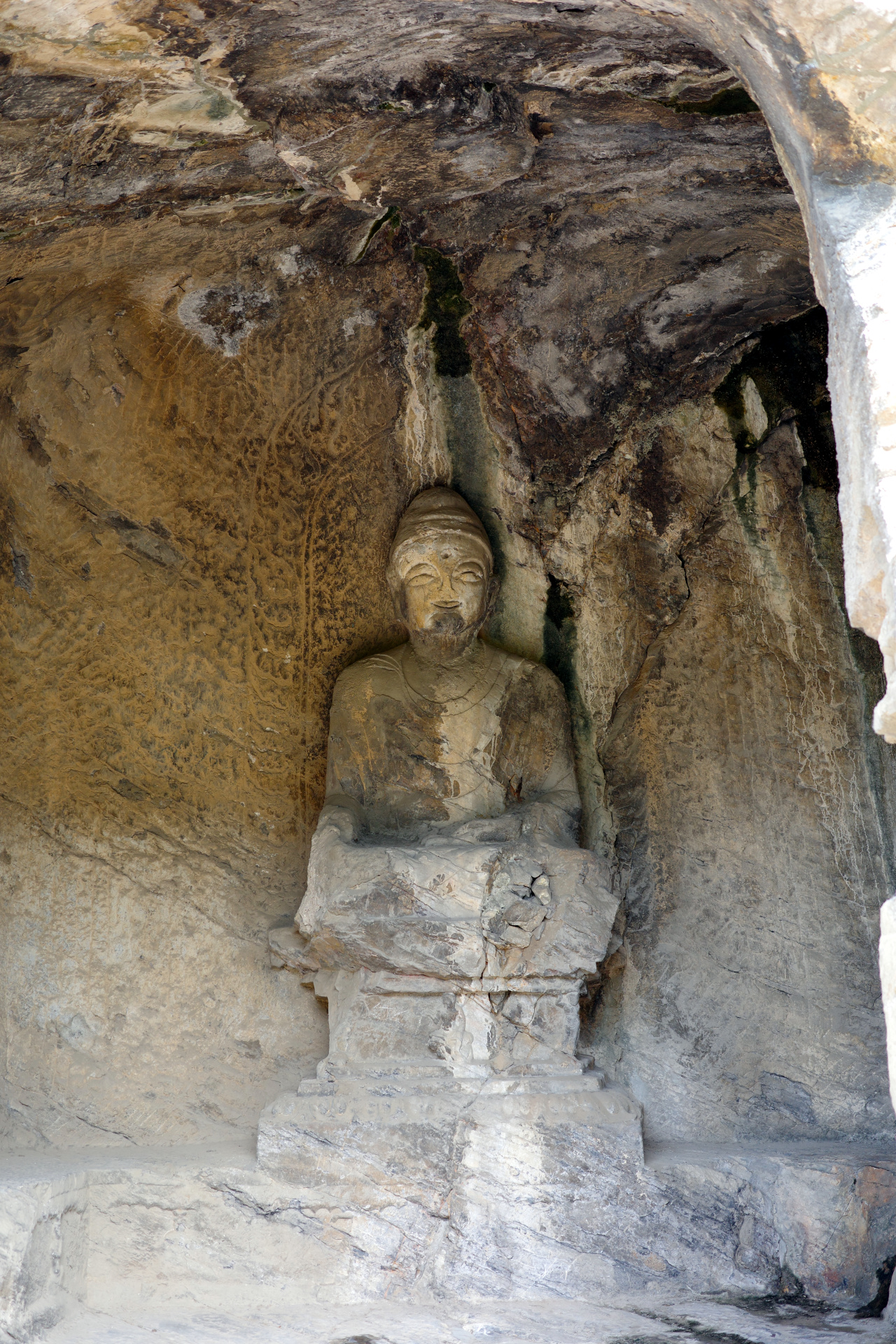 Longmen Grottos