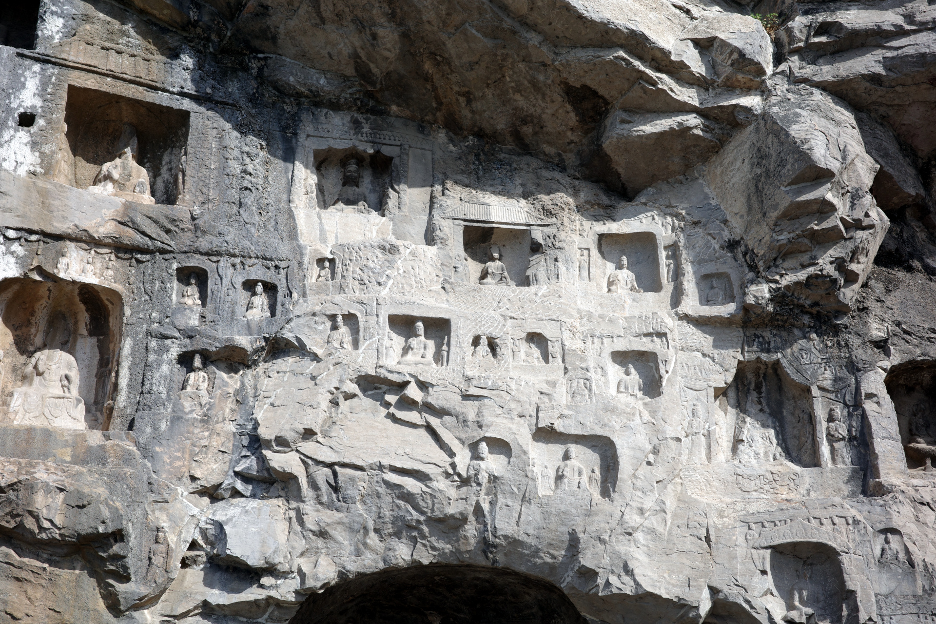 Longmen Grottos