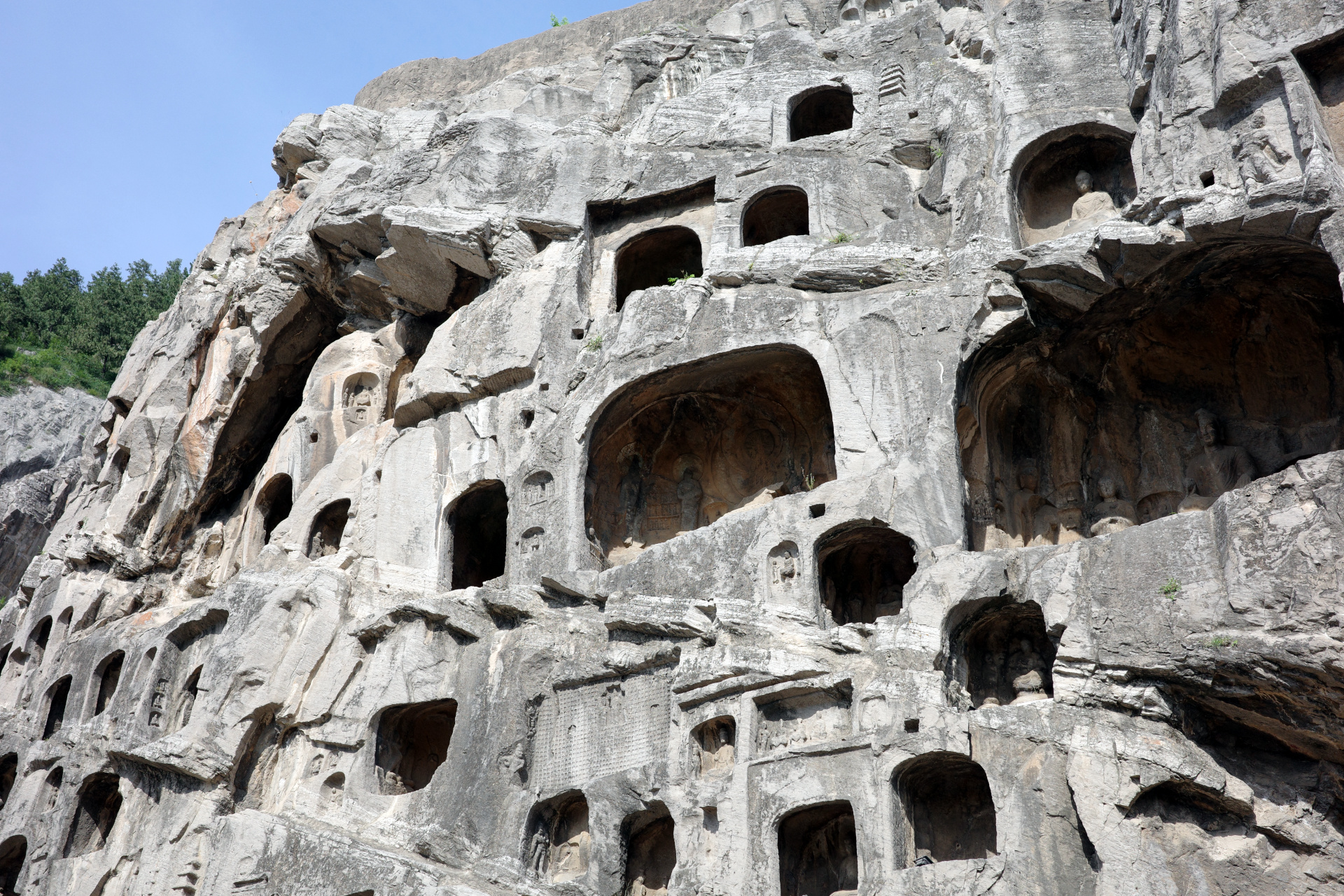 Longmen Grottos