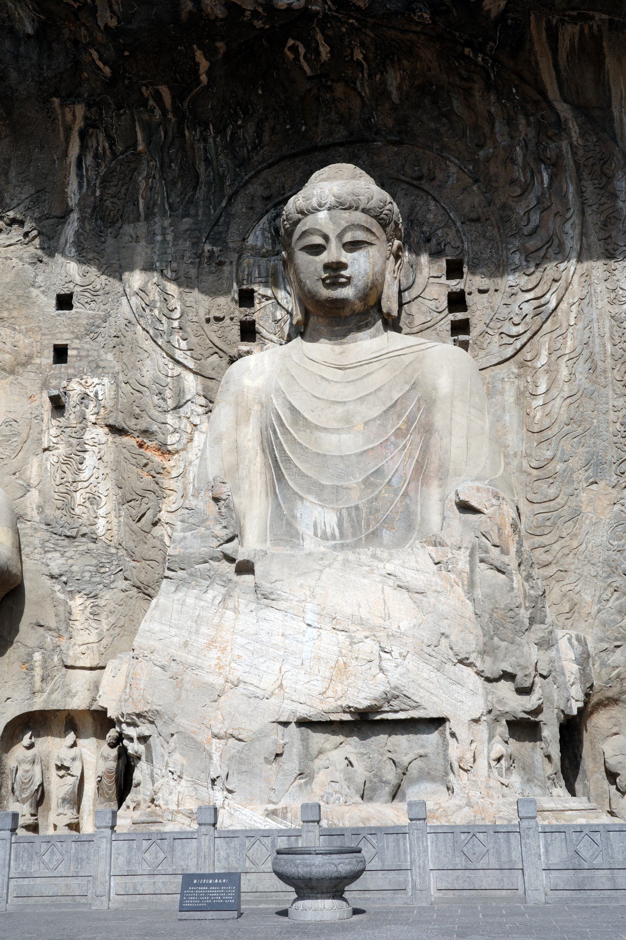 Longmen Grottos