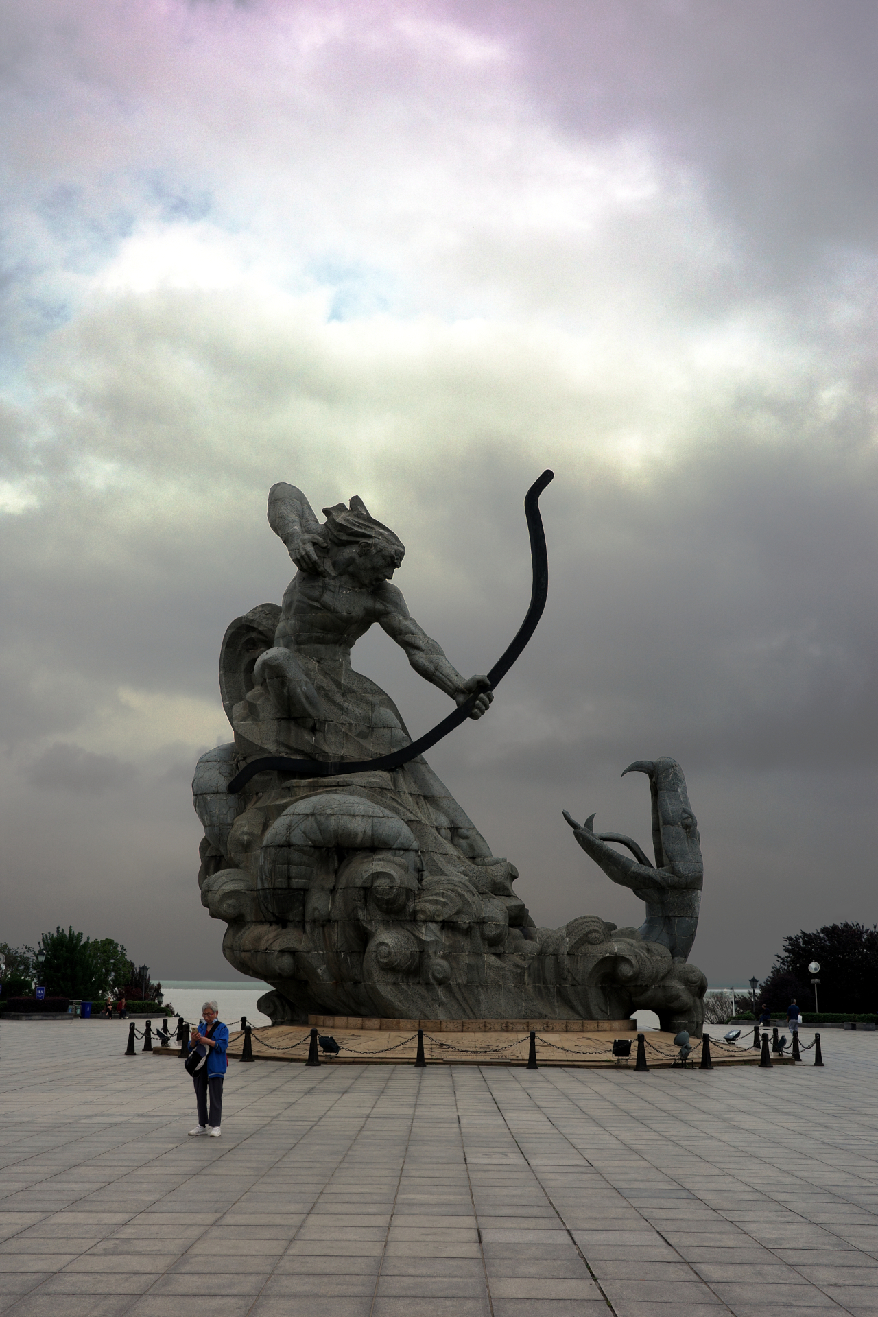 Statue